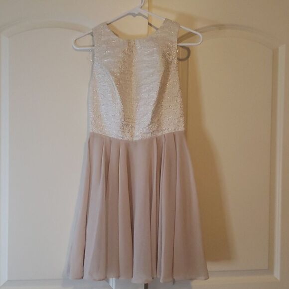 Francesca's Collection Gold and‎ Cream Special Occasion Dress Size Small - Picture 1 of 5